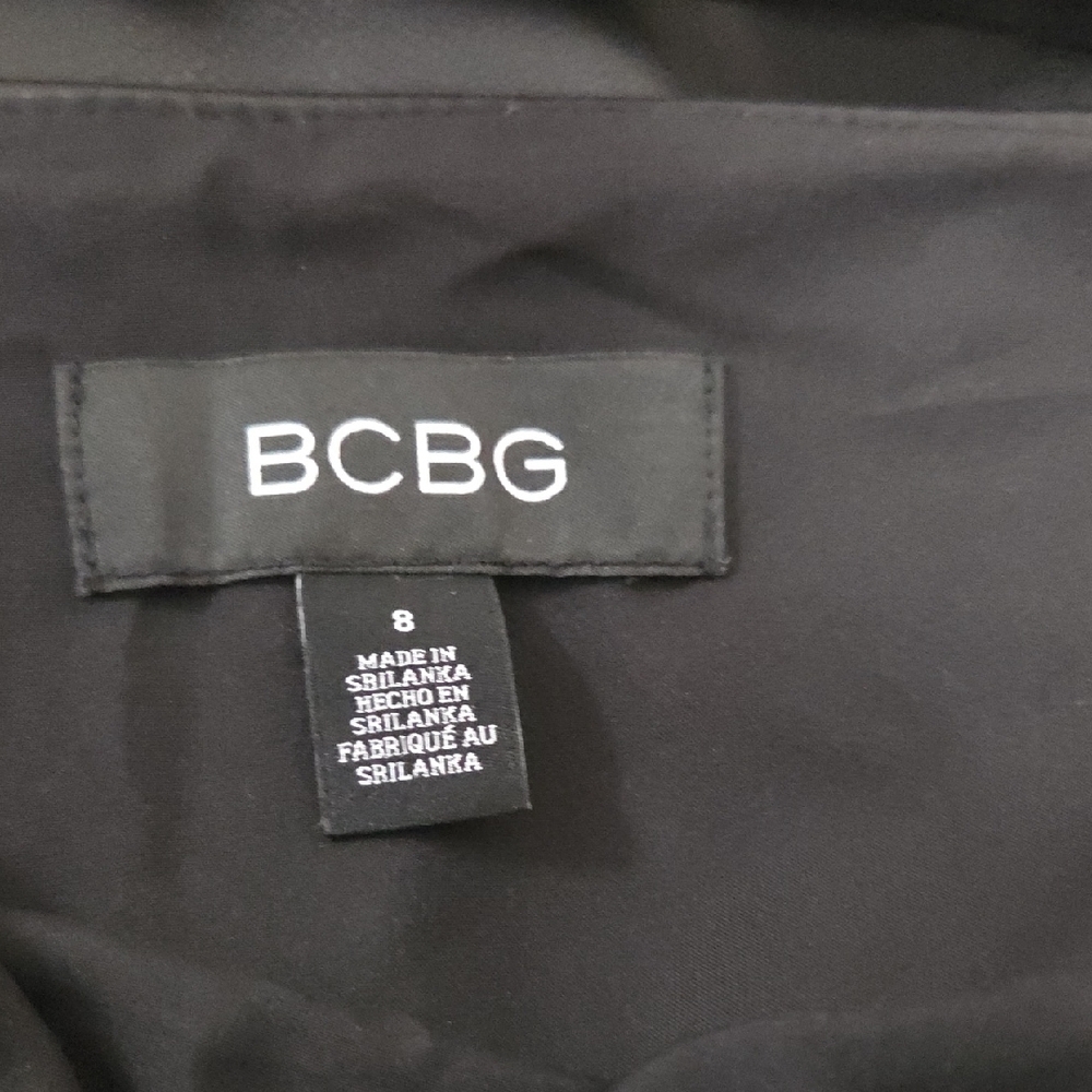 BCBG Black Faux Leather Bow Mini Skirt - Size 8 [1104] New W Tag. - Picture 4 of 5